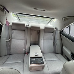 Toyota Crown Hybrid の画像