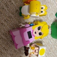 ピーチ姫付き　レゴブロックの画像