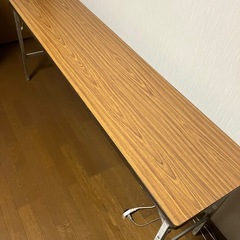 事務用　長机　棚付きの画像