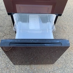 EJ1340番 Hisense 2ドア冷凍冷蔵庫 HR-G13A-BRの画像