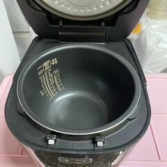 【リユースショップスパークル】IHジャー炊飯　炊飯器　アイリスオーヤマ　RC-IE10-B　ブラック　10合炊き　1.8L　2020年製　配送可能♪の画像