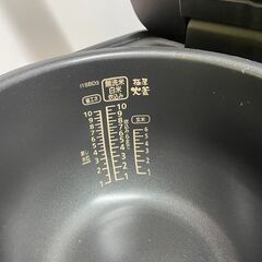 【リユースショップスパークル】IHジャー炊飯　炊飯器　アイリスオーヤマ　RC-IE10-B　ブラック　10合炊き　1.8L　2020年製　配送可能♪の画像