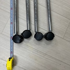 ✨大人気スチールラック（大サイズ）✨1部品500円〜✨数量限定✨完成品は横120cm 高さ184cm 奥行き45cmメイクマンで購入したラック、部品一つ500円の画像