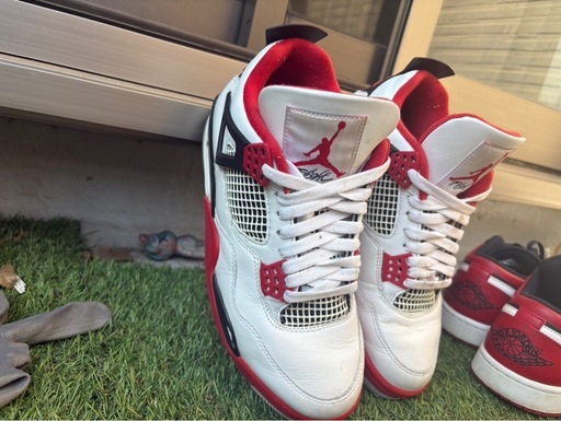 AJ4