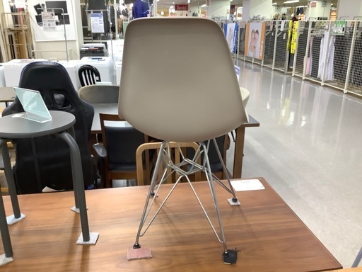 【お値下げしました！】シェルチェア　Herman Miller DSR. 479JE8　