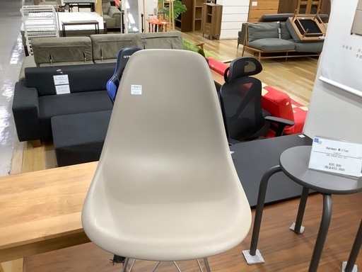 【お値下げしました！】シェルチェア　Herman Miller DSR. 479JE8　