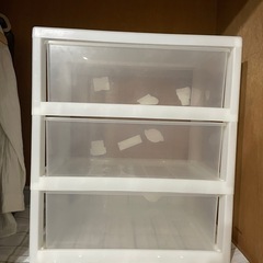 衣装ケース3段の画像