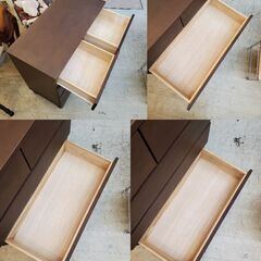 ※ 無印良品 MUJI 木製ワイド4段チェスト 引出5杯 脚付き 天然木 タモ材 ブラウン 洋服タンス 箪笥 収納家具 引き出し シンプル 廃盤品◆幅80㎝×奥行40㎝×高さ80㎝◆近隣配送無料 買取帝国 朝霞店の画像