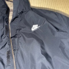 NIKEリバーシブルジャンパーの画像