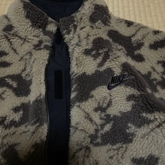 NIKEリバーシブルジャンパーの画像