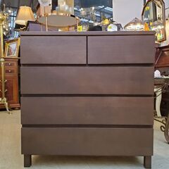 ※ 無印良品 MUJI 木製ワイド4段チェスト 引出5杯 脚付き 天然木 タモ材 ブラウン 洋服タンス 箪笥 収納家具 引き出し シンプル 廃盤品◆幅80㎝×奥行40㎝×高さ80㎝◆近隣配送無料 買取帝国 朝霞店の画像