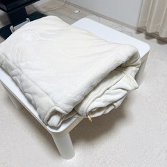 10/26まで！ ニトリ こたつテーブル こたつ布団セットの画像