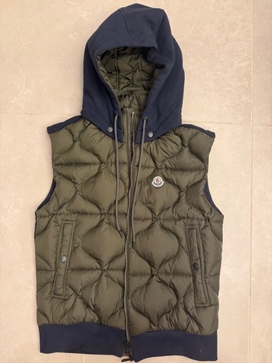 正規品！モンクレール⭐︎ベスト⭐︎メンズSサイズ