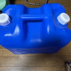 灯油ポリタンク20リットルの画像