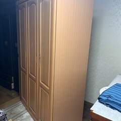 【12月までの掲載　相談中】大型洋服タンスの画像