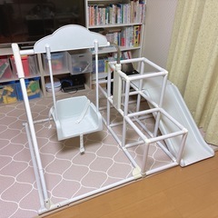 マイファーストキッズパーク ホワイト ジャングルジム 室内滑り台折りたたみ 2歳 3歳 4歳 おしゃれ プレゼント トイザらス限定の画像