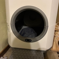 【値下げ】猫 自動トイレ 多頭飼いOKの画像