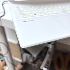 【19日AM限定】★第7世代CPU★ NEC / LAVIE / Corei3 / 4GB / 120GB / Windows11の画像