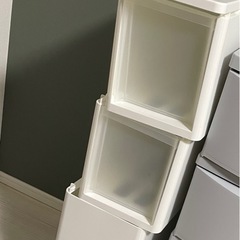 ４段ケースの画像