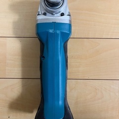 マキタ　18V ディスクグラインダー　GA402DZ　本体のみの画像