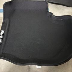 ハイエースナローラバーマットの画像