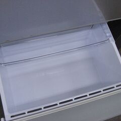 (★1台限り★ジモティー特典あり★1～2人世帯向けの）アクア　３ドア冷蔵庫２７２L　２０２１年製　AQR-27K　60ｃｍ幅　真ん中冷凍室　シルバー　高く買取るゾウ八幡東店の画像