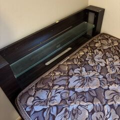 値下げしました！シングルベッド　マットレス付きの画像