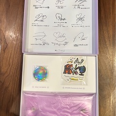 📢【NiziU ペンライト＆ファンクラブグッズセット】の画像