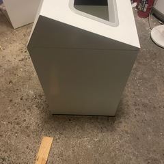 鉄製　リサイクルボックス業務用　お店用の画像