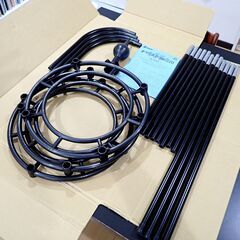 園芸用支柱２台での価格 オベリスクBK-220 室内使用のみ Amazonでは１台4880円の画像