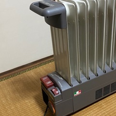 寒い冬に★デロンギ　オイルヒーター★暖かいの画像
