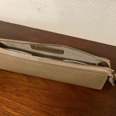 ペンケース　レザー風　ベージュの画像