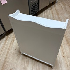 あげます！可愛い白のトイレ収納小棚☆女性限定の画像
