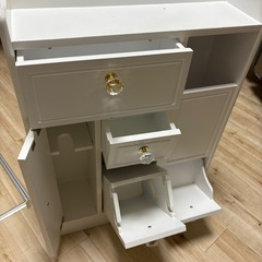 あげます！可愛い白のトイレ収納小棚☆女性限定の画像