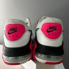 【美品】NIKE エア マックス エクシー ホワイト/ブラック/ピンク24.5㎝の画像