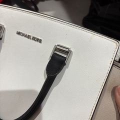 マイケルコースハンドバッグの画像