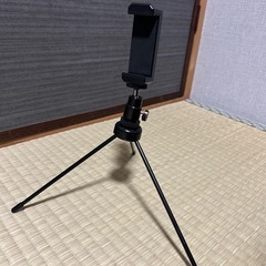 美品　スマホ三脚の画像