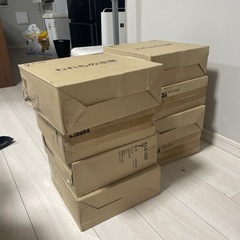 超激安300角タイル8箱の画像