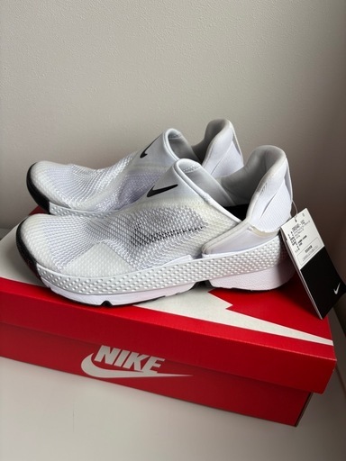 期間限定値下げNIKE 　ゴーフフライイーズ