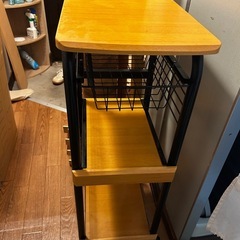 収納ラックの画像