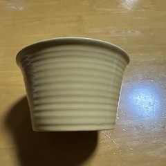 陶器の器の画像