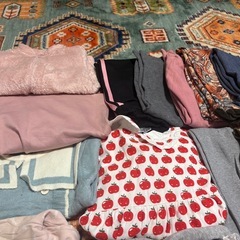 子供の服の画像