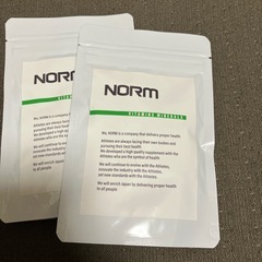 NORM チョコレートプロテイン１袋、マルチビタミン2個　の画像