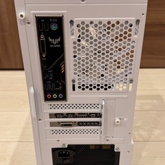 自作ゲーミングPC Ryzen5 3600 GTX1070ti メモリ16GB SSD 500GB Windows11 の画像