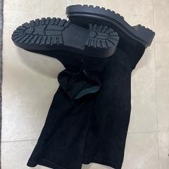 新品ブーツMサイズ500円の画像