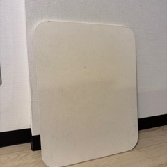 スピーカー、洗面台収納、海藻マットの画像