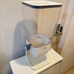 OXO シリアルディスペンサー
の画像