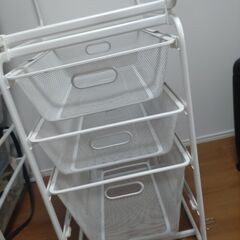 IKEA 衣類ラックの画像