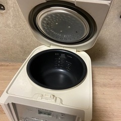 タイガー　炊飯器　3合の画像