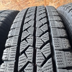 バリ山　BRIDGESTONE ブリヂストン　ブリジストン　VL1 155/80R14 88/86N LT スタッドレス　タイヤ　2023年製　14インチの画像